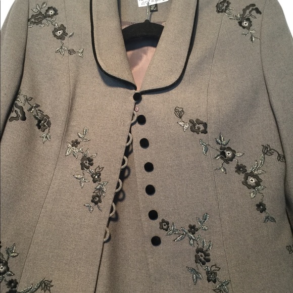 Kasper Suit | Grey - Picture 3 of 4